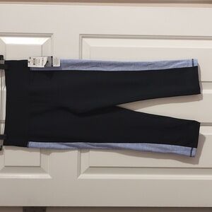 Ideology Capri Legging XS NWT